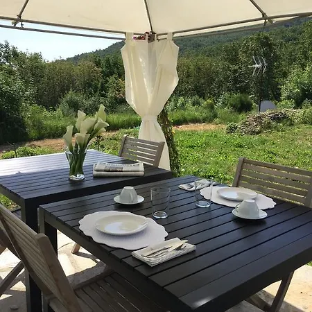 Oca Nera Frühstückspension Lerici